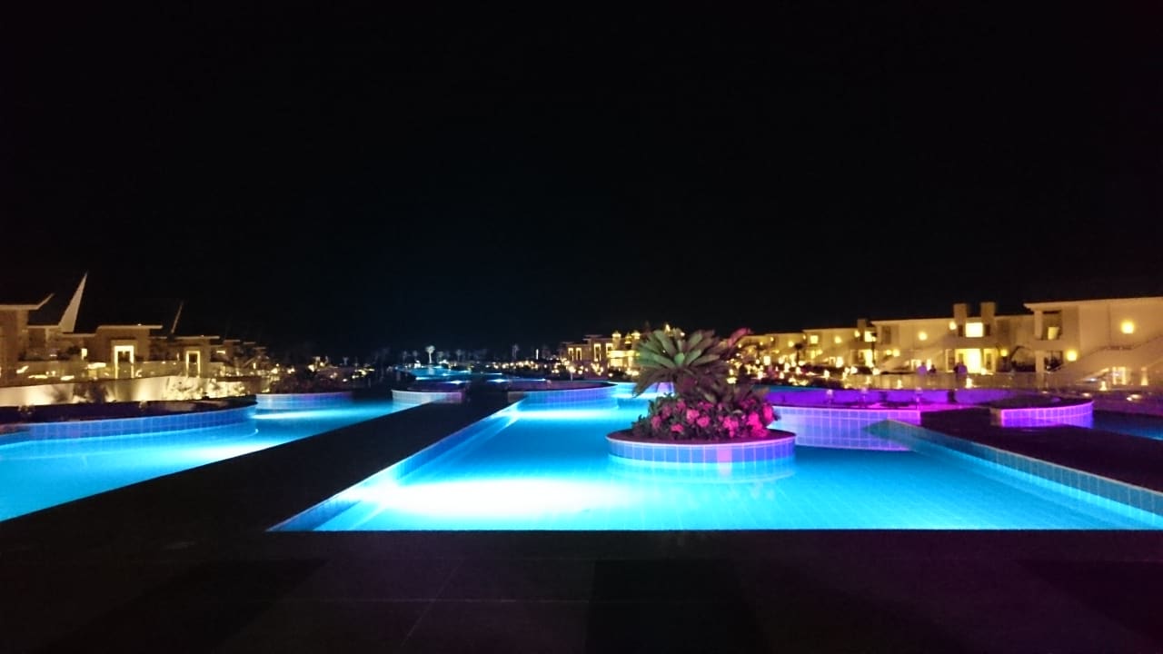 Außenansicht Pickalbatros Sea World Resort - Marsa Alam