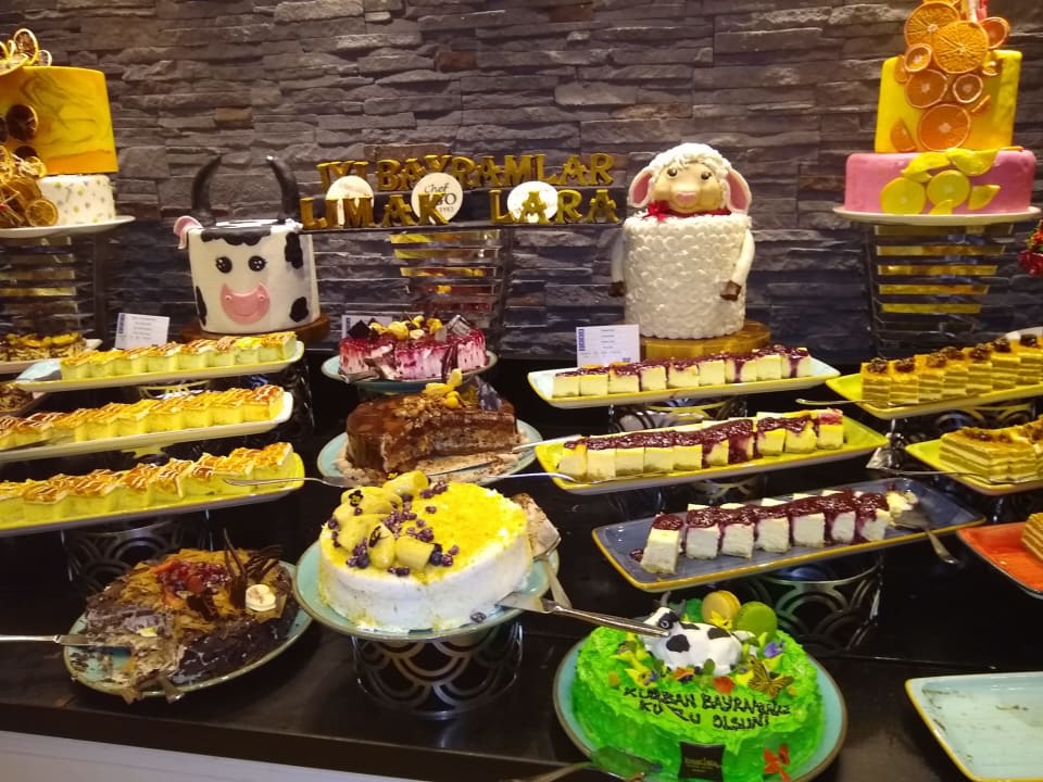Gastro Limak Lara Deluxe Hotel & Resort