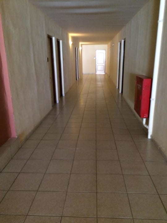 Flur Eri Beach & Village