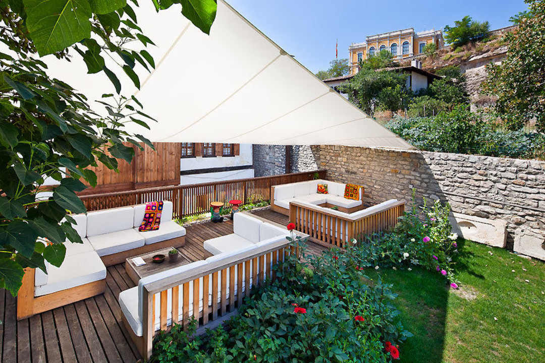 Deck in the hidden garden Gulevi Safranbolu