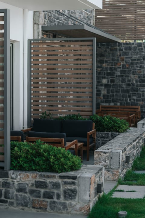 Zimmer Seascape Luxury Residences