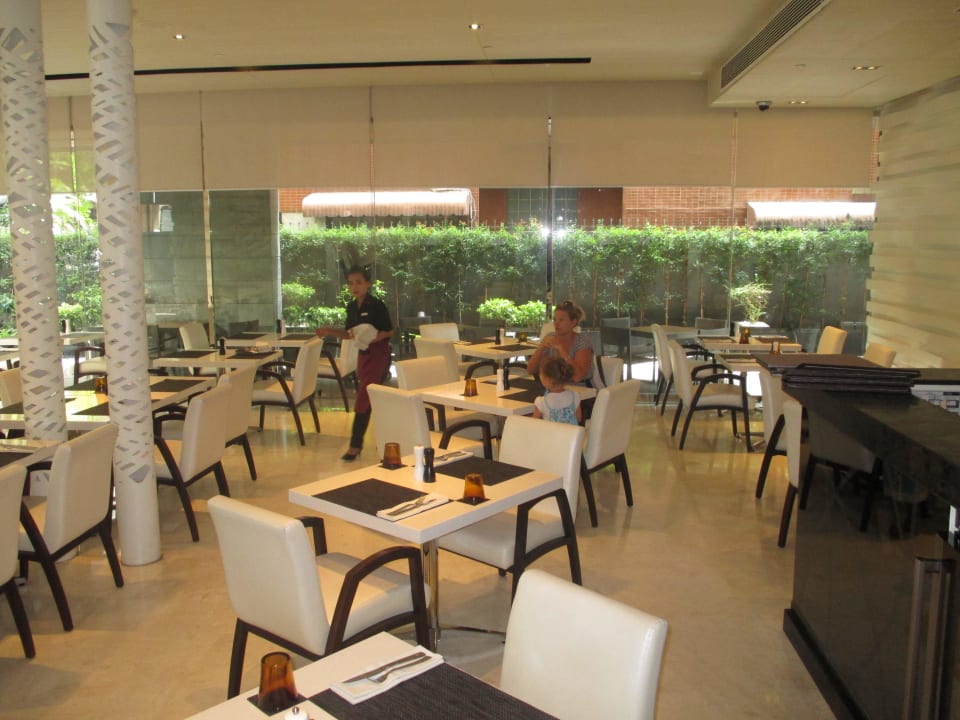 "Frühstücksbereich und Res..." Best Western Premier Sukhumvit (Bangkok) • HolidayCheck (Großraum