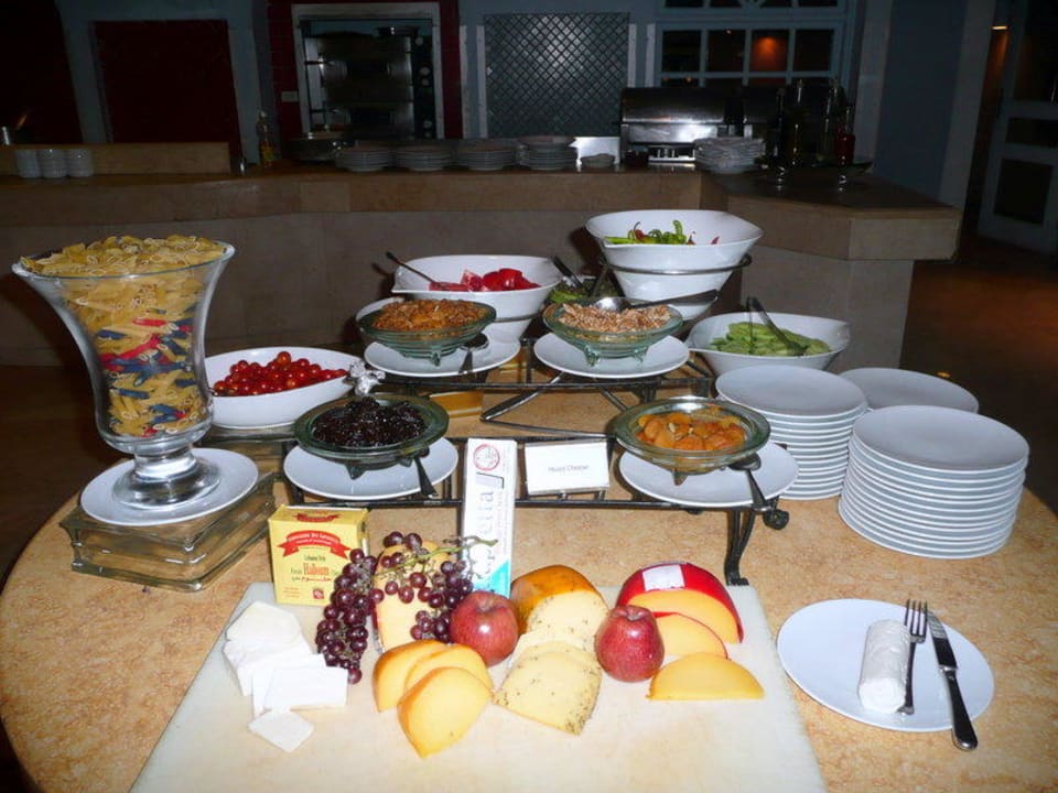 Antipasto Büffet Mövenpick Resort & Spa El Gouna