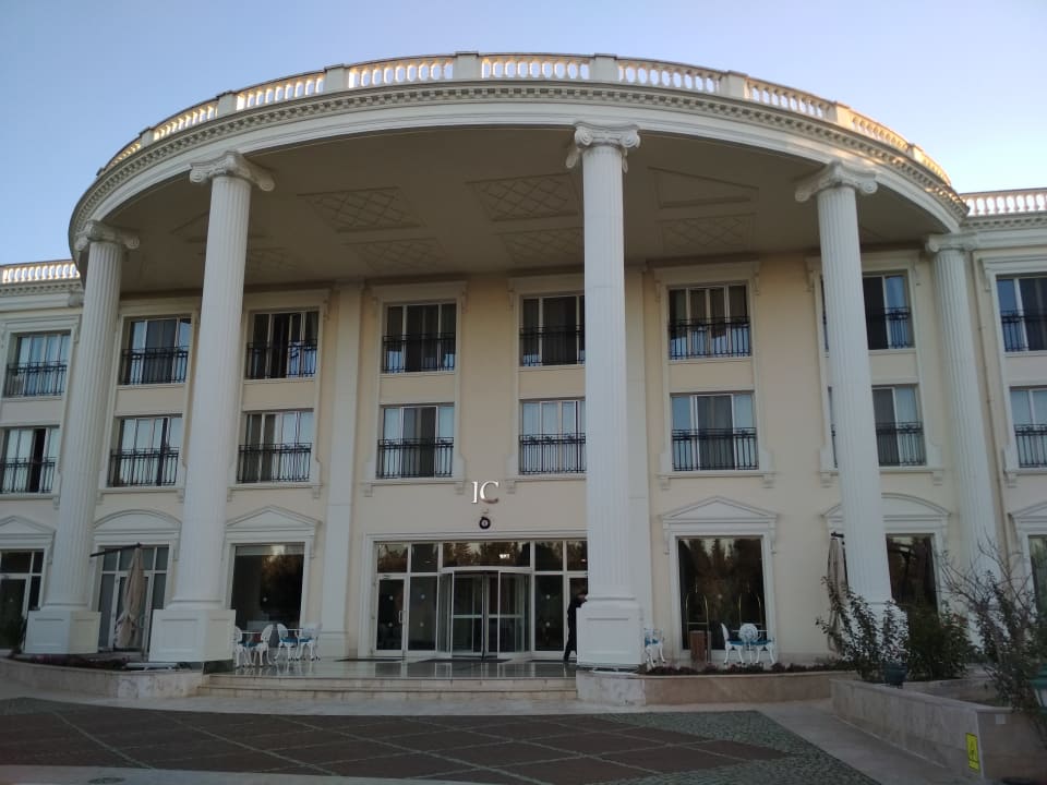 Außenansicht IC Hotels Airport