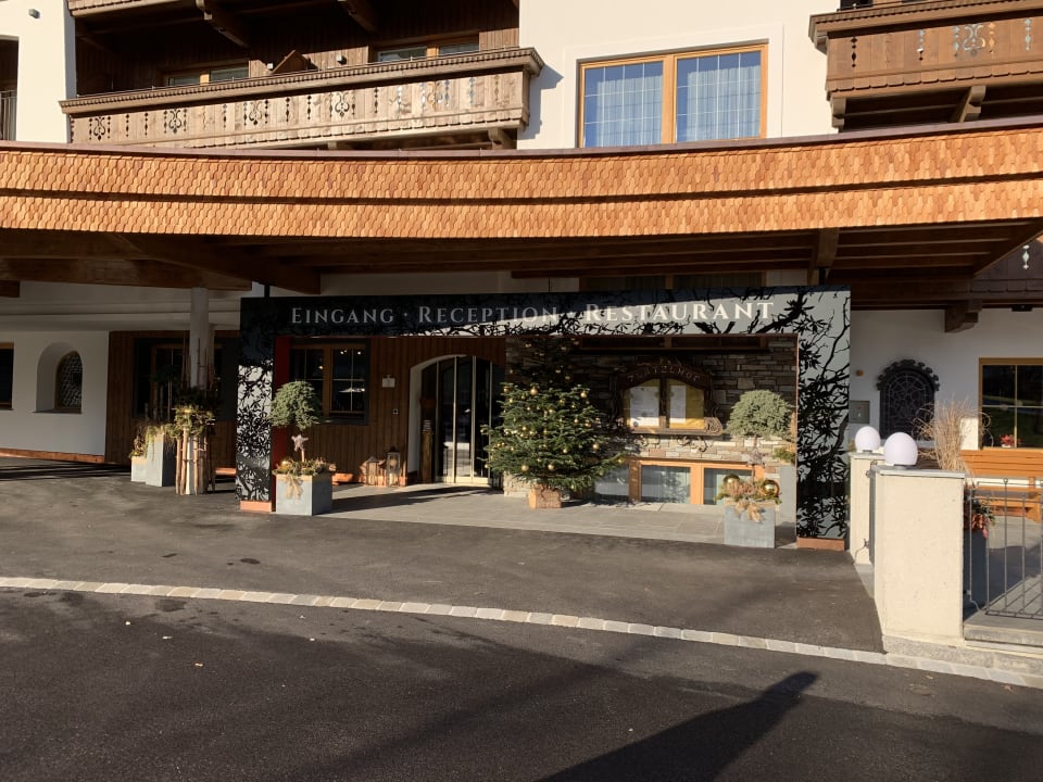 Lobby Platzlhof - Mein Hotel im Zillertal