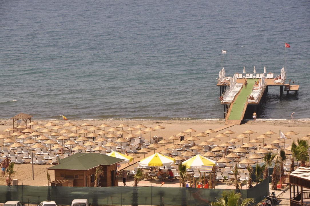 Strand Dizalya Palm Garden