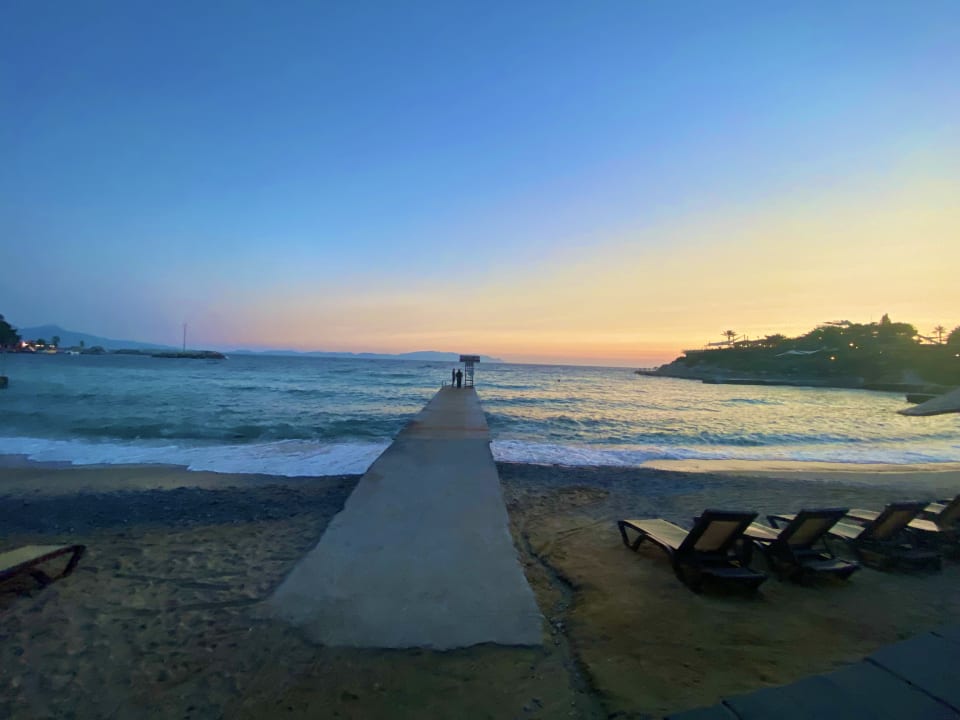 Strand Hotel Pine Bay Holiday Resort