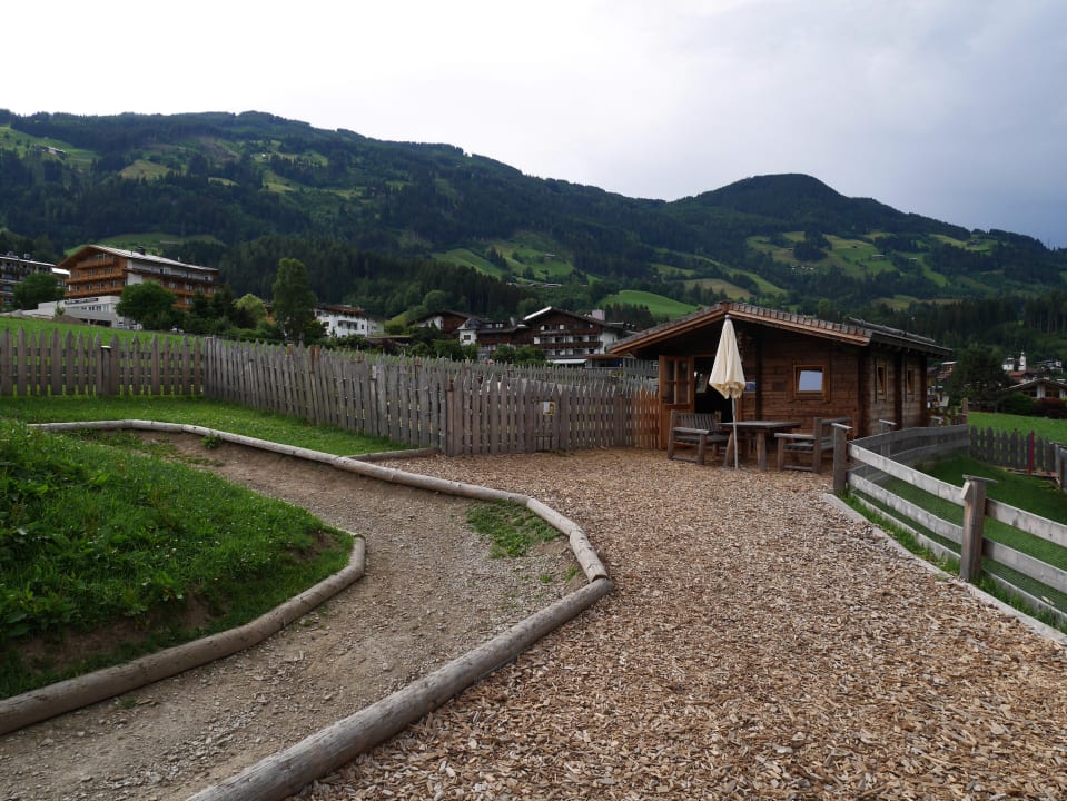 Gartenanlage Mia Alpina . Zillertal Family Retreat