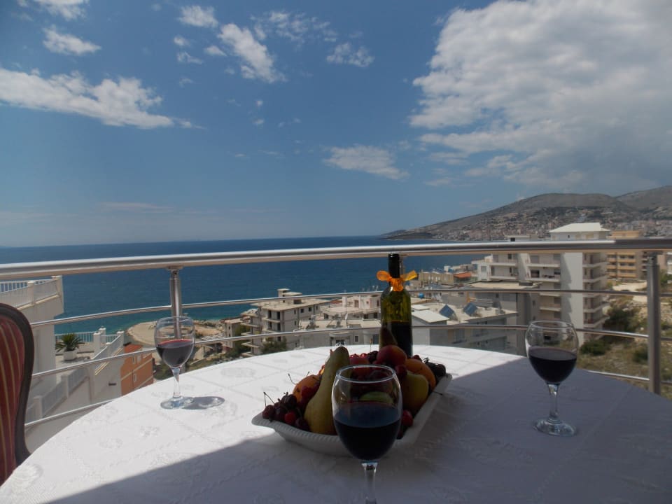 Ausblick Damian Saranda Hotel