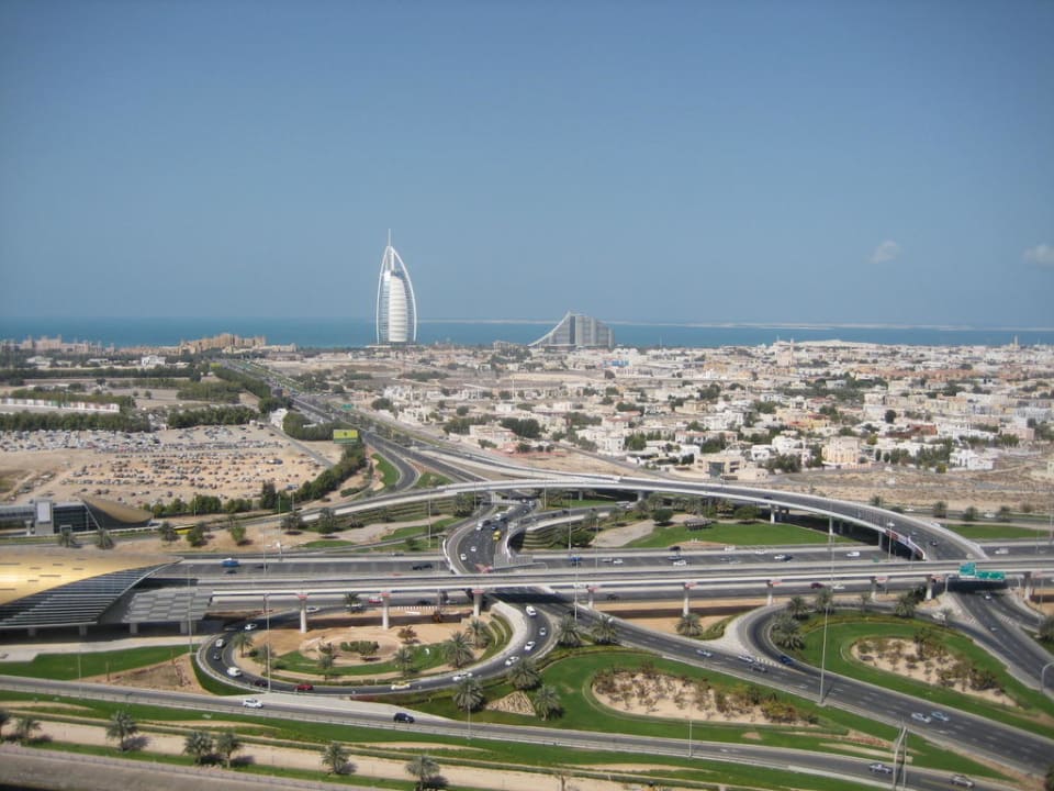 Ausblick vom Pool Hotel Sheraton Dubai Mall Of The Emirates