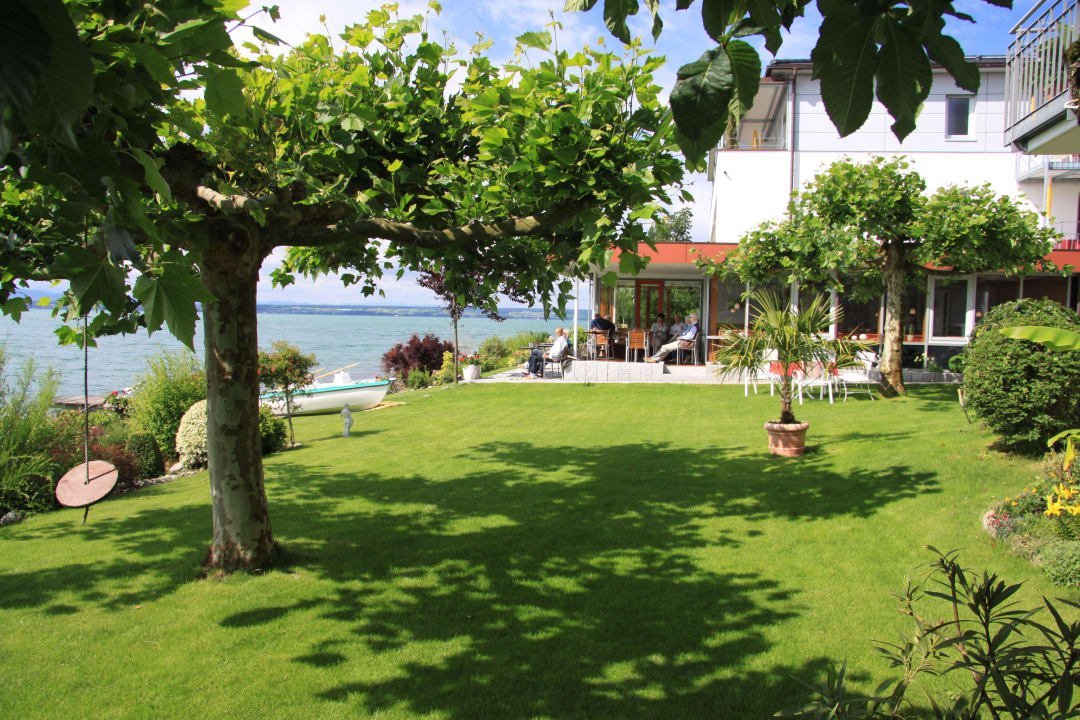 Liegewiese Hotel Strandhaus Eberle