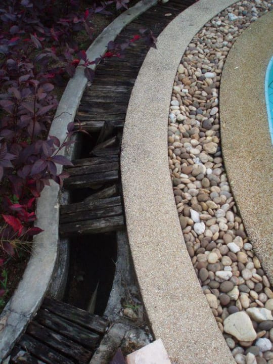 Poolumrandung The Andamania Beach Resort & Spa