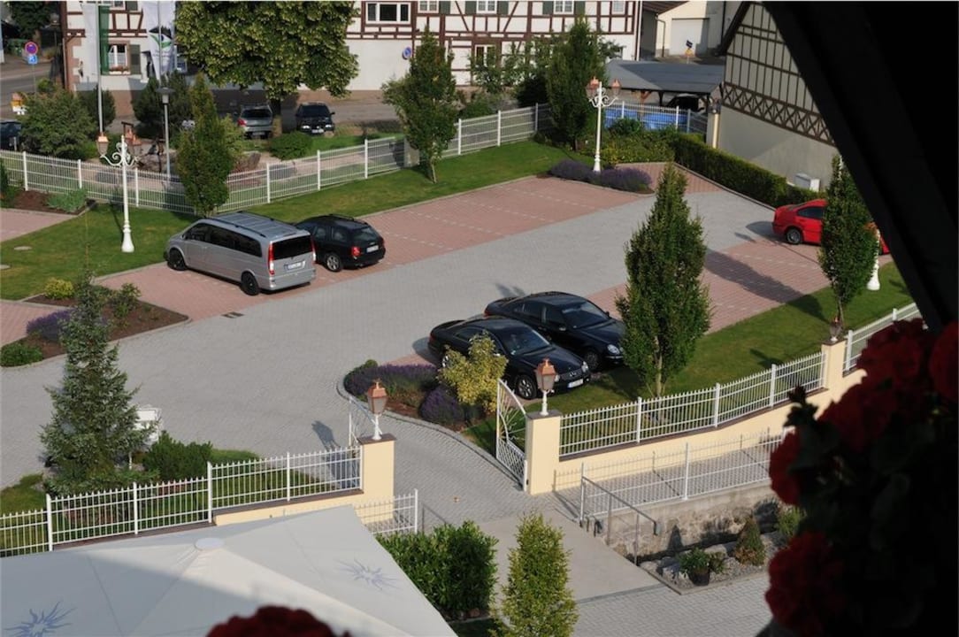 Der Parkplatz  Sonnenhof Hotel & Spa