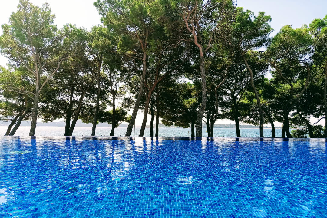 Pool Villas Arausana & Antonina