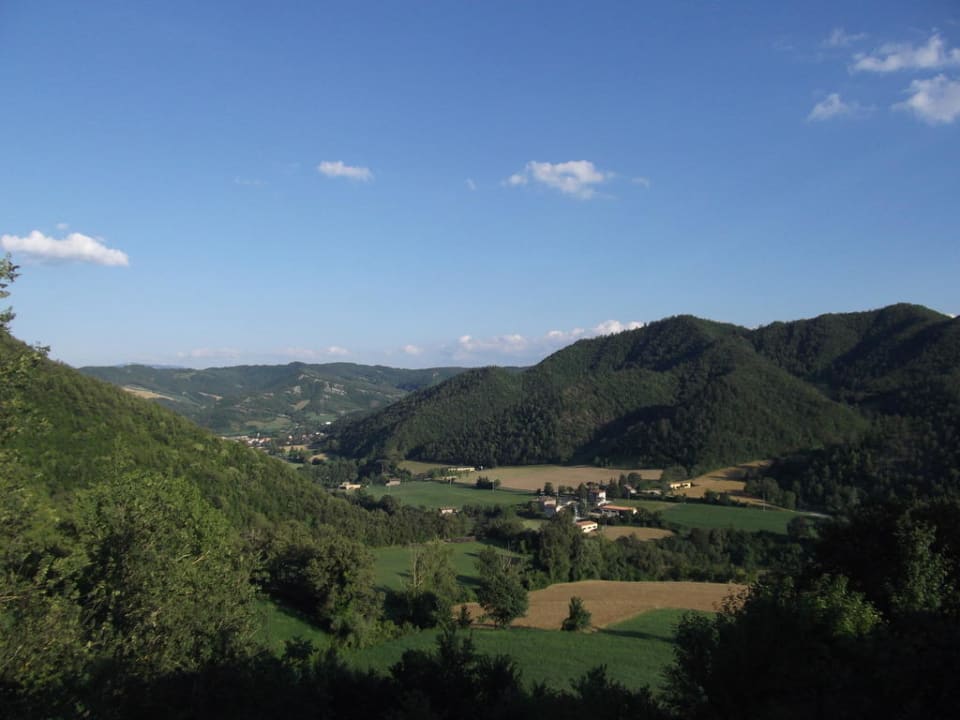 Ausblick Richtung Mercatello sul Metauro Agriturismo Relais Castello Della Pieve