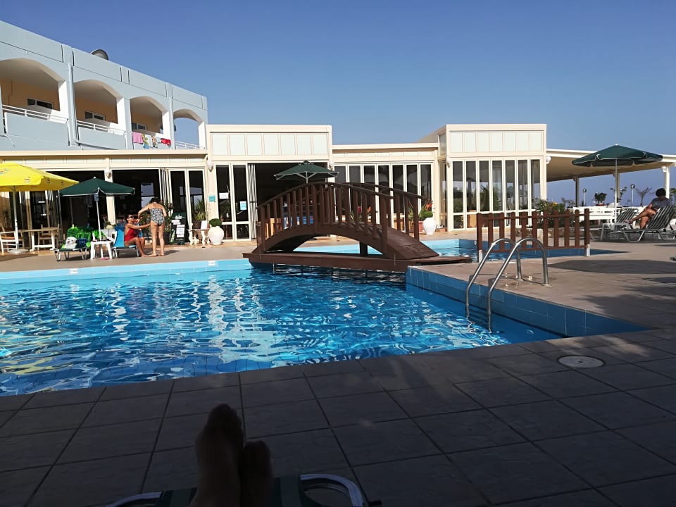 Pool Hotel Kathrin Beach