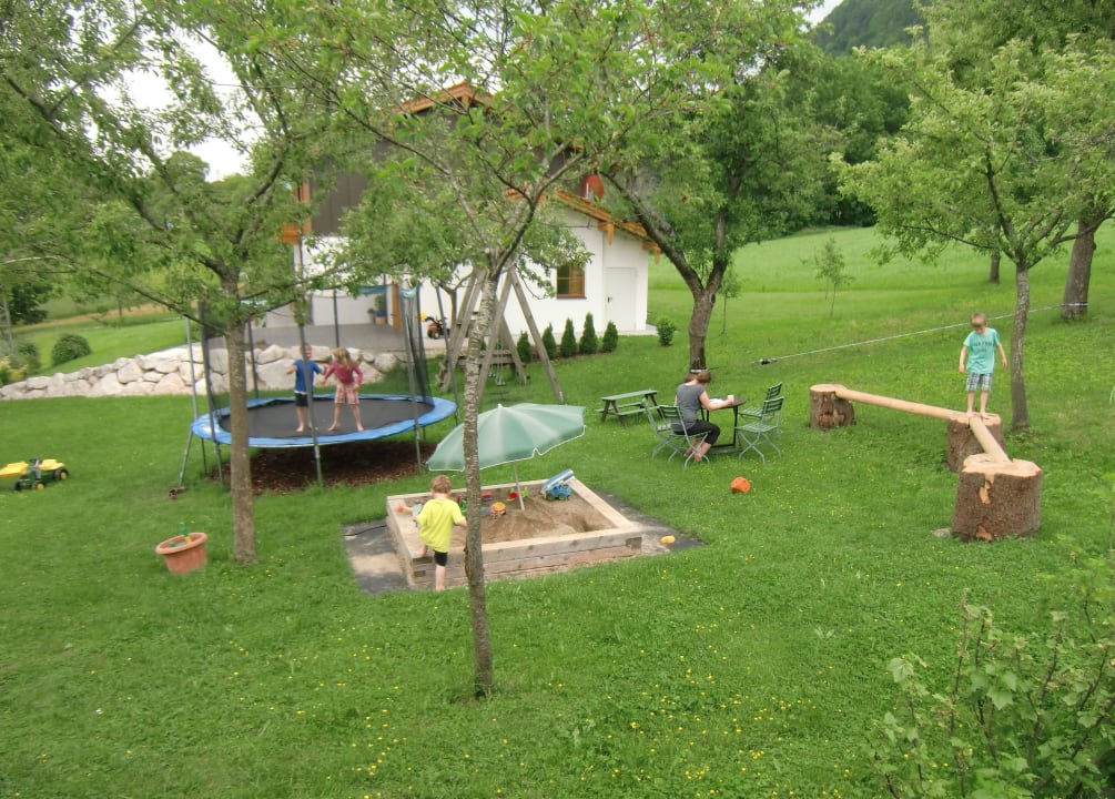 Spielplatz Ferienwohnung Almflair