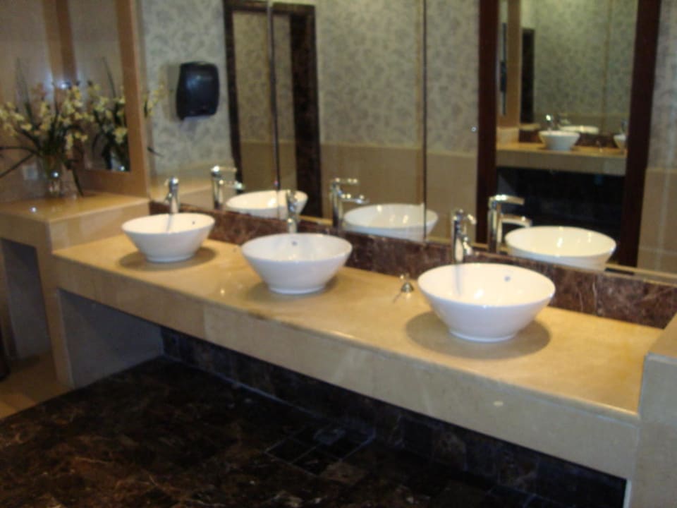 Damen WC im Keller Dobedan Exclusive Hotel And Spa