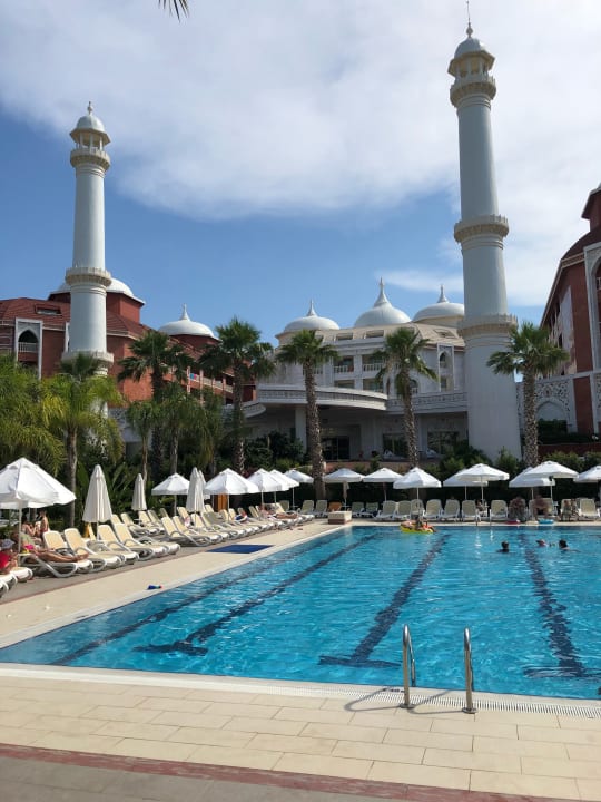 Pool Royal Taj Mahal Hotel