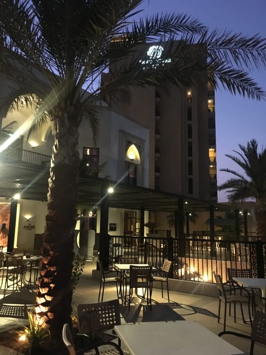 Gastro DoubleTree by Hilton Resort & Spa Marjan Island