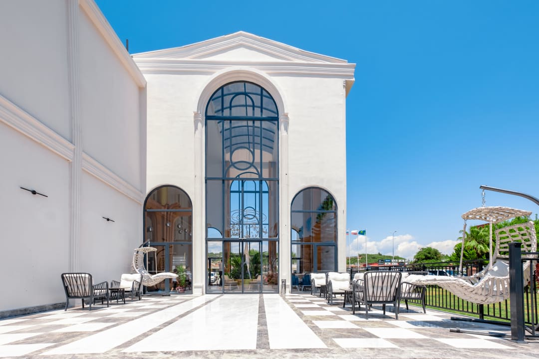 Außenansicht alltoura Club La Benata Hotel