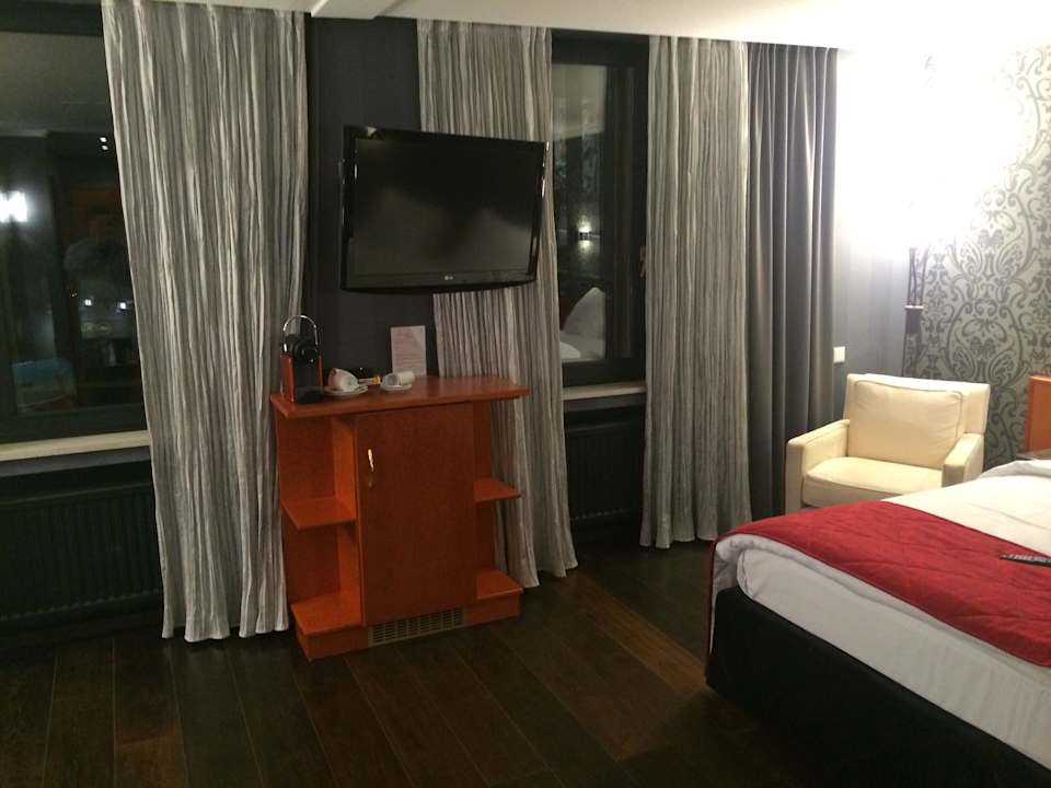 Zimmer Hotel International