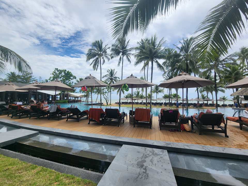 Pool La Flora Khao Lak