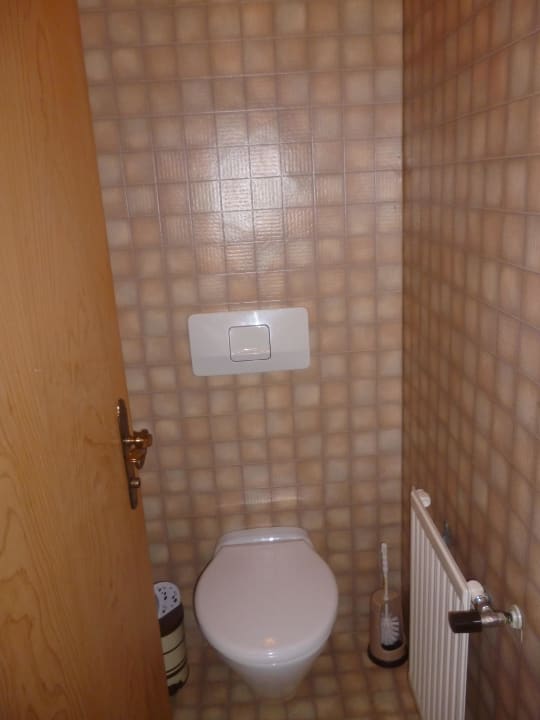 Toilette ohne Waschbecken/Fenster/ Lüftung Ferienappartements Meixner