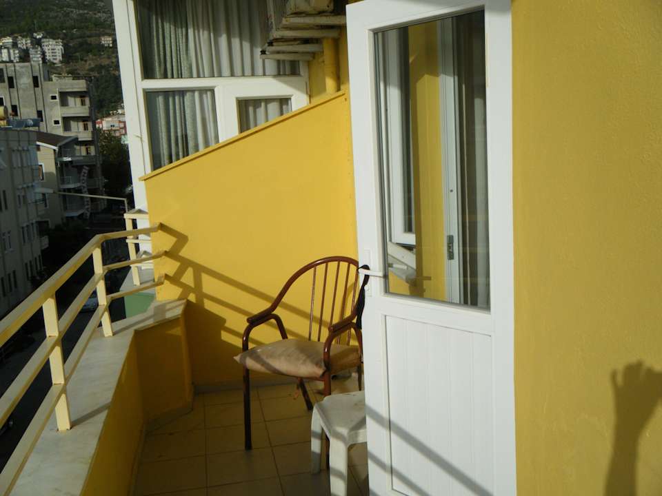 Zelfs in oktober de hele avond buiten zitten Hotel Kleopatra Alis