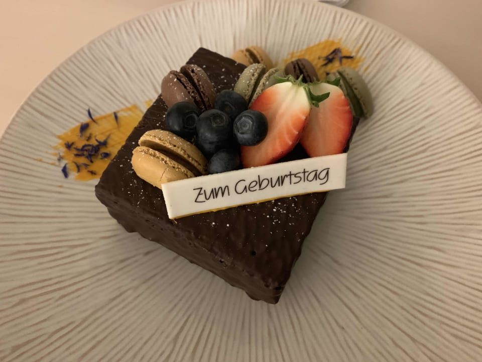 Gastro Four Points by Sheraton Munich Arabellapark