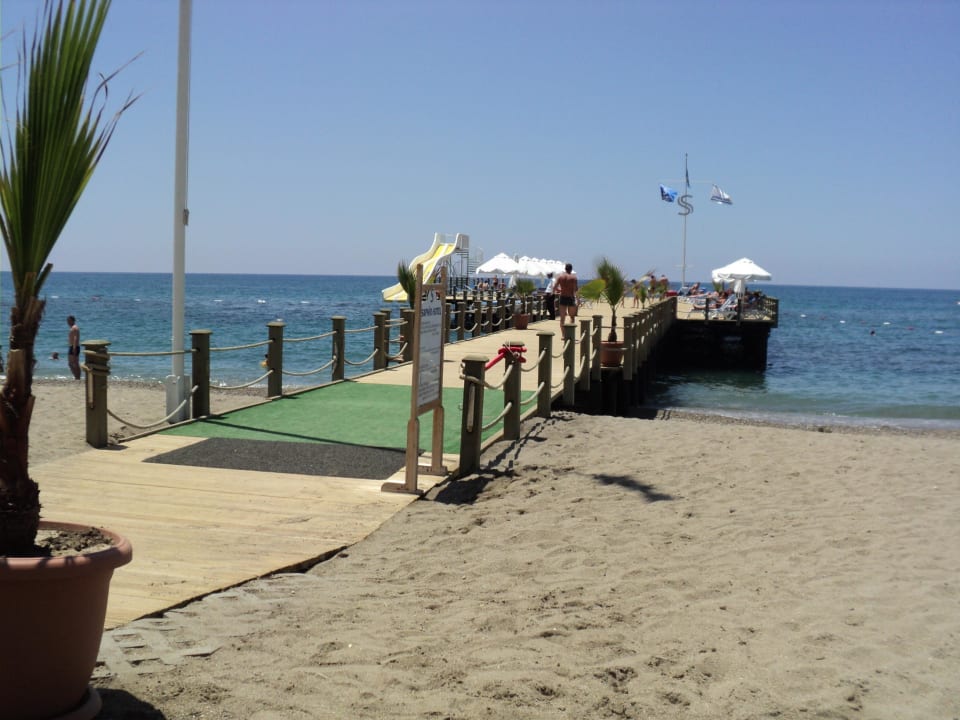 Steg Saphir Hotel & Villas