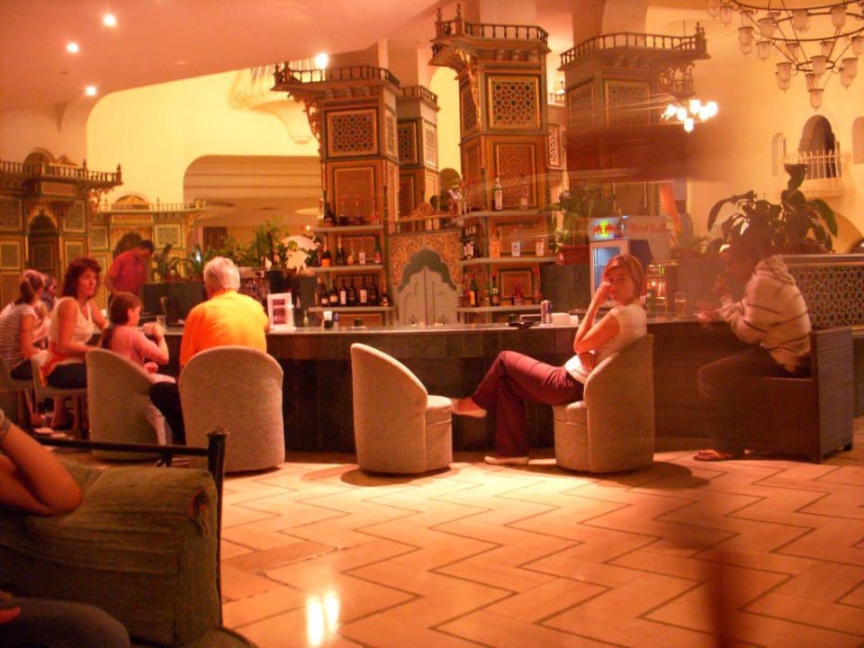 Hotelbar abens, nicht AI. Mahdia Beach & Aquapark