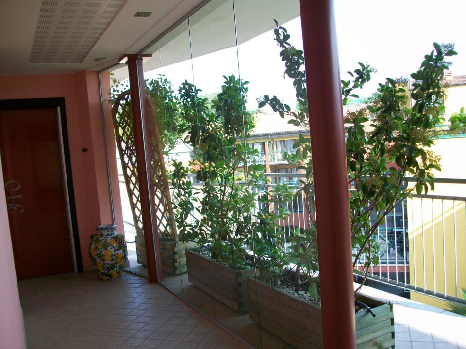 Eingangsbereich Zimmer Hotel Kriss Internazionale