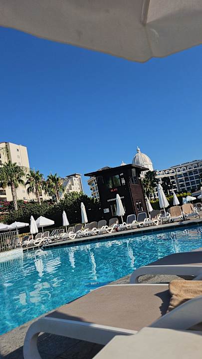 Pool Adalya Elite Lara