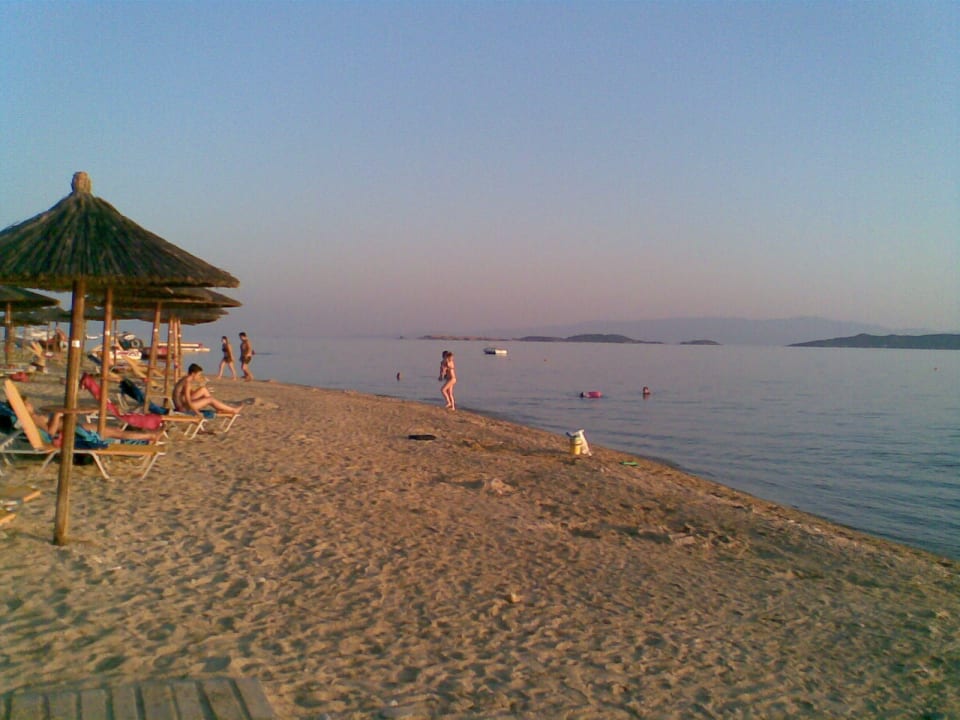 Abendstrand Akrathos Beach Hotel