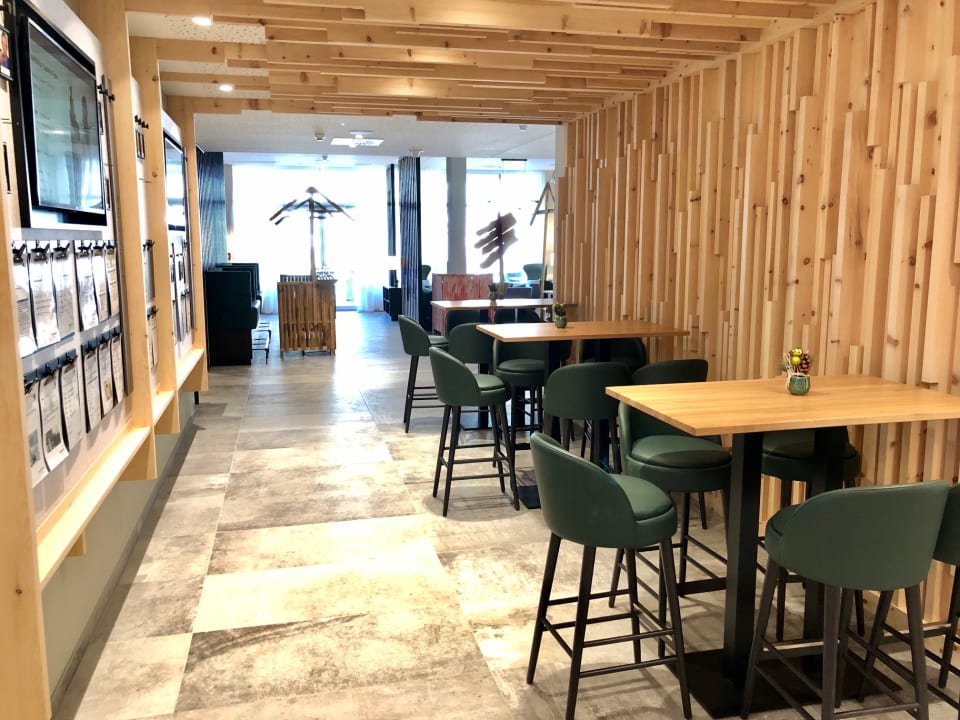 Lobby ROBINSON LANDSKRON