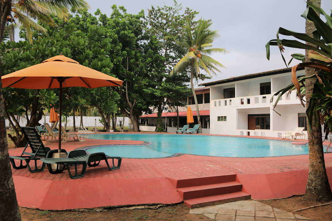 Pool Hotel Shalimar Beach