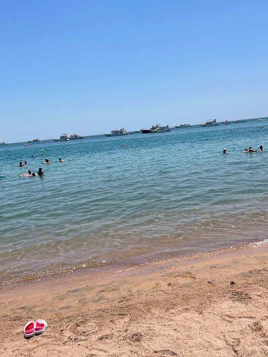 Strand The Grand Resort