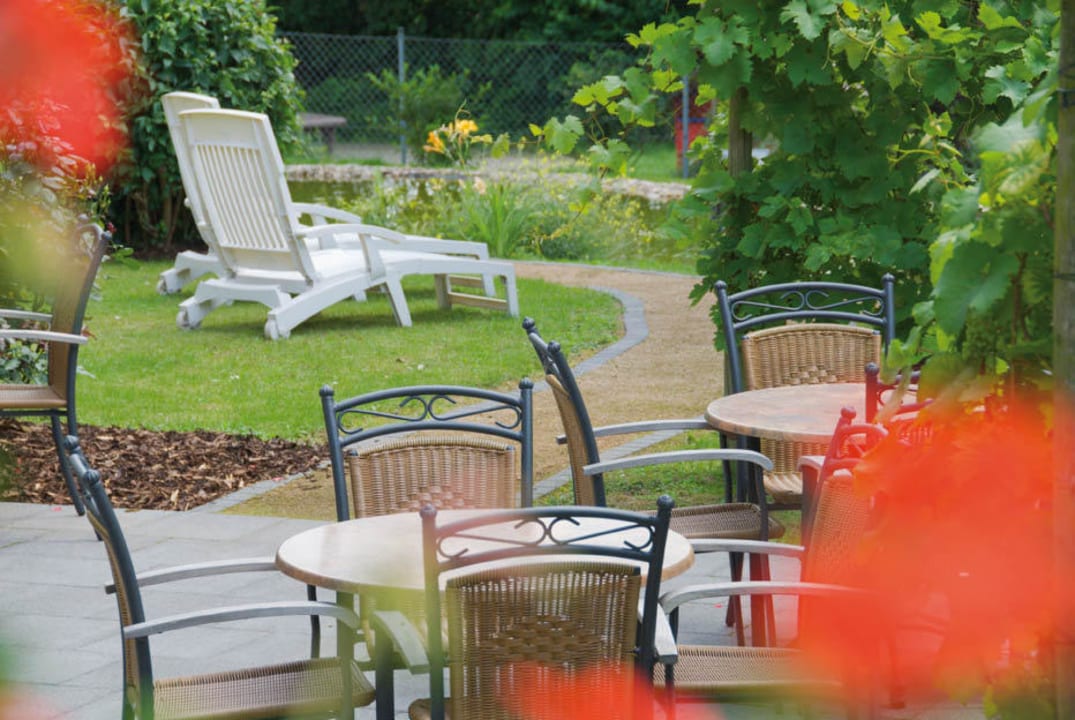 Garten Parkhotel Sonnenberg