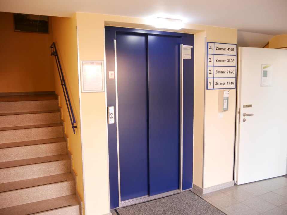 Lobby Parkhotel Marzahn