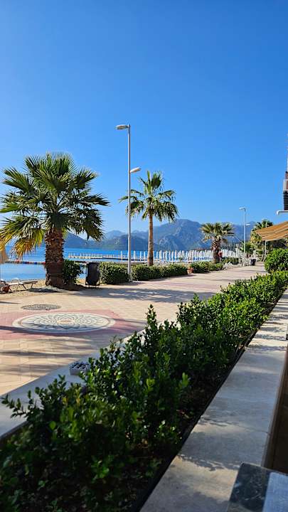 Ausblick Emre Beach & Emre Hotel