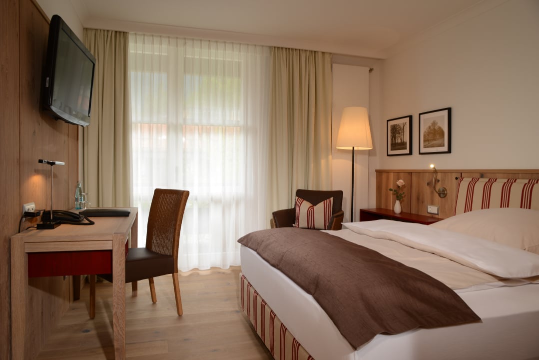 Zimmer Hotel Am Badersee