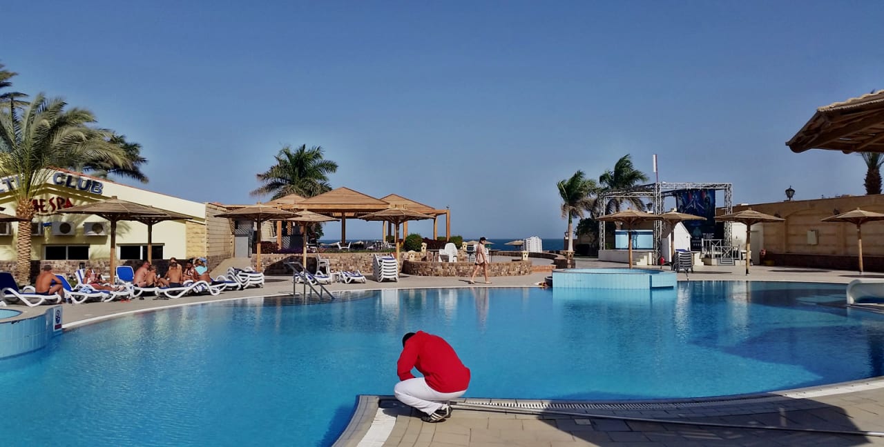 Pool Palm Beach Resort