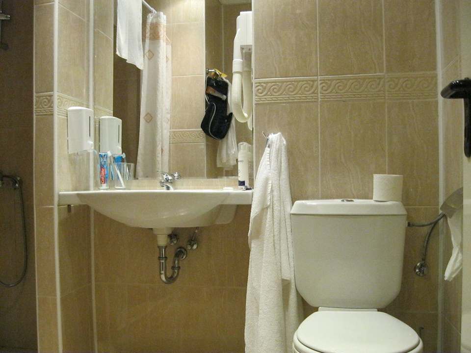 Badezimmer Hotel Hrizantema