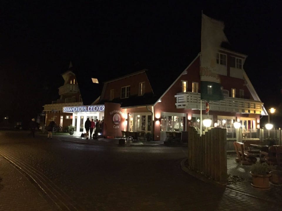 Hotel Aussenansicht Strandhotel Deichgraf