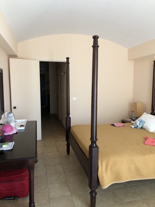 Zimmer Grecotel LUXME Daphnila Bay