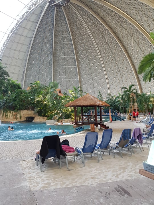 Strand Tropical Islands Resort