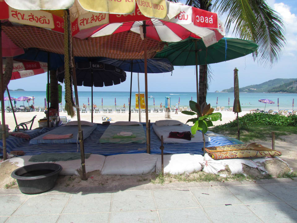 Massage mit Meerblick gefällig Holiday Inn Resort Phuket