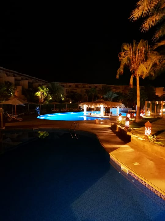 Pool Fort Arabesque Resort, Spa & Villas