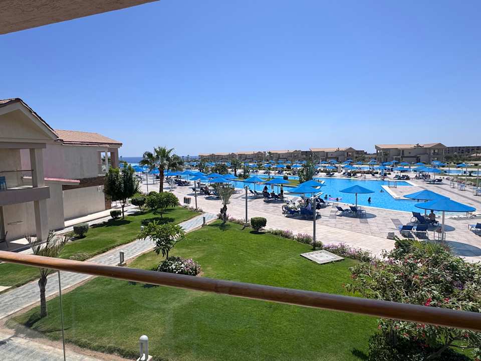 Außenansicht Pickalbatros Sea World Resort - Marsa Alam